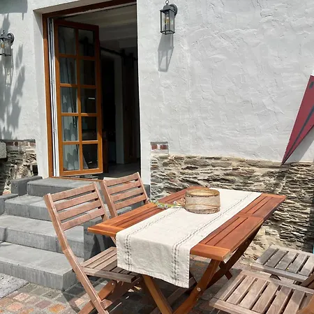 Bg Living & Hosting - Mosel Winzerhaus An Der Lieser Mit Sonnenterrasse & Privatparkplatz - Naehe Bernkastel-Kues