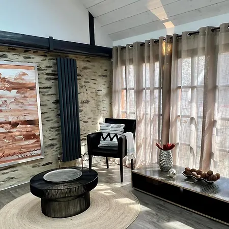 Bg Living & Hosting - Mosel Winzerhaus An Der Lieser Mit Sonnenterrasse & Privatparkplatz - Naehe Bernkastel-Kues Vakantiehuis *